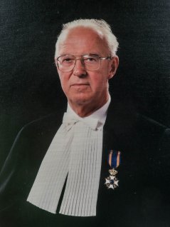 Professor Dekker     1969-1989